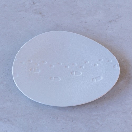 snow waltz plate - oval L